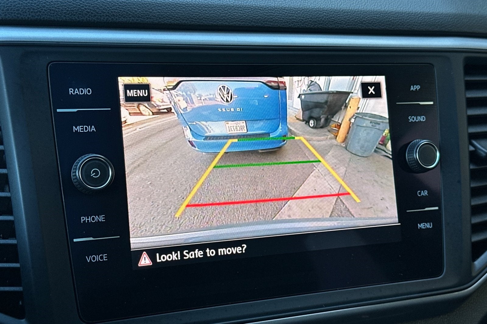 2020 Volkswagen Atlas Cross Sport 3.6L V6 SE w/Technology R-Line