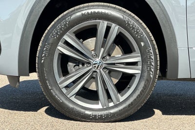 2020 Volkswagen Atlas Cross Sport 3.6L V6 SE w/Technology R-Line