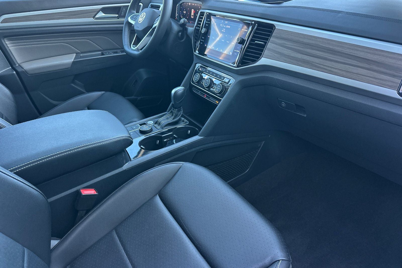 2023 Volkswagen Atlas SEL