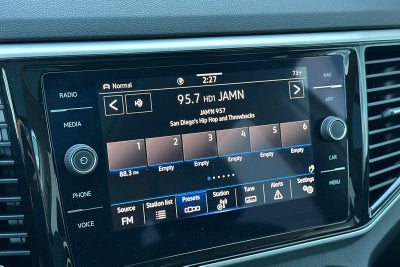 2023 Volkswagen Atlas SEL