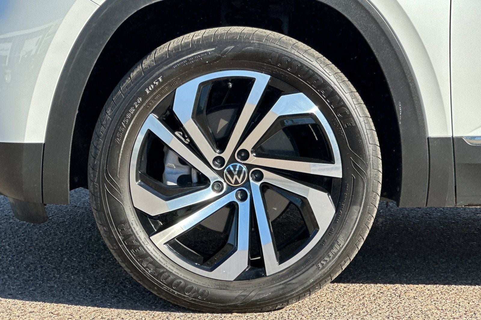 2023 Volkswagen Atlas SEL