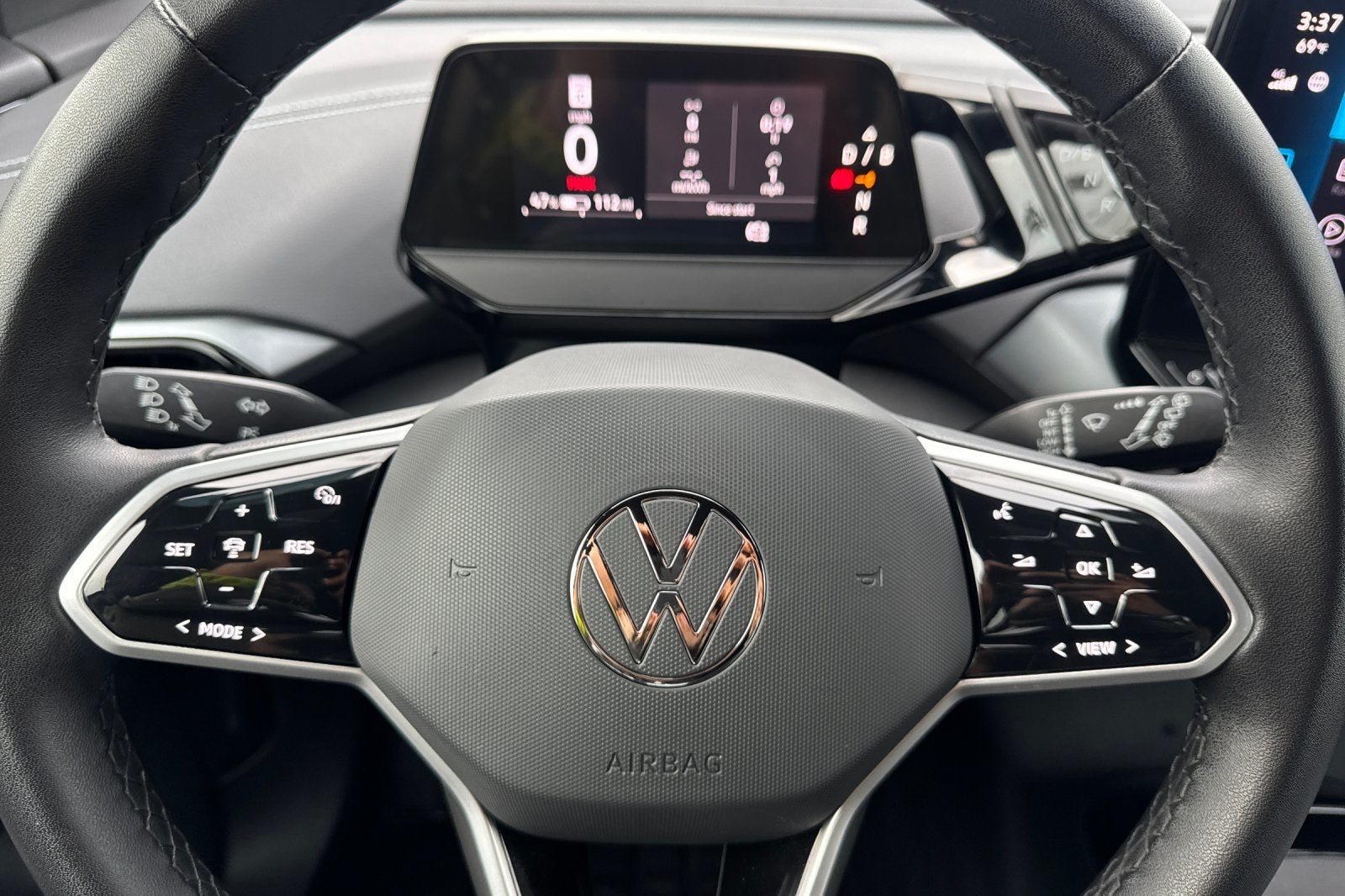 2023 Volkswagen ID.4 Pro