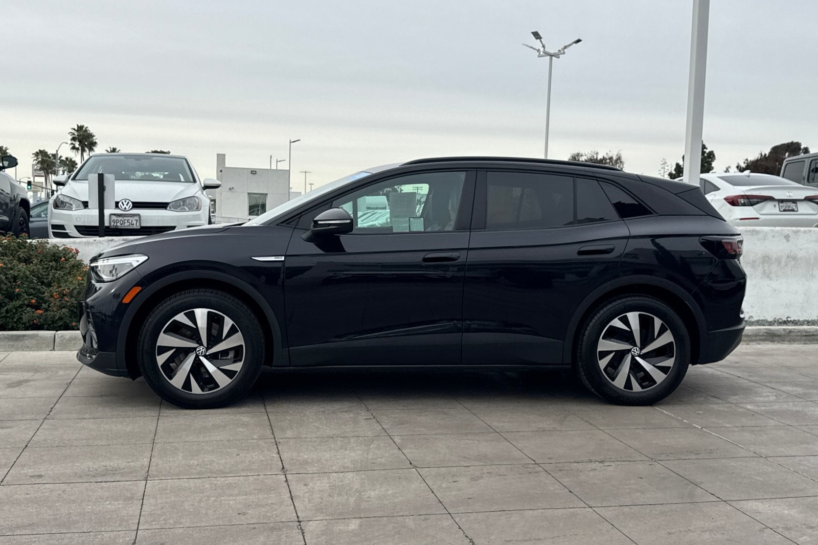 2023 Volkswagen ID.4 Pro