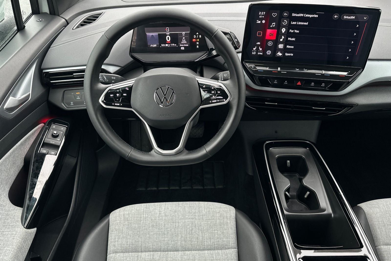 2023 Volkswagen ID.4 Pro