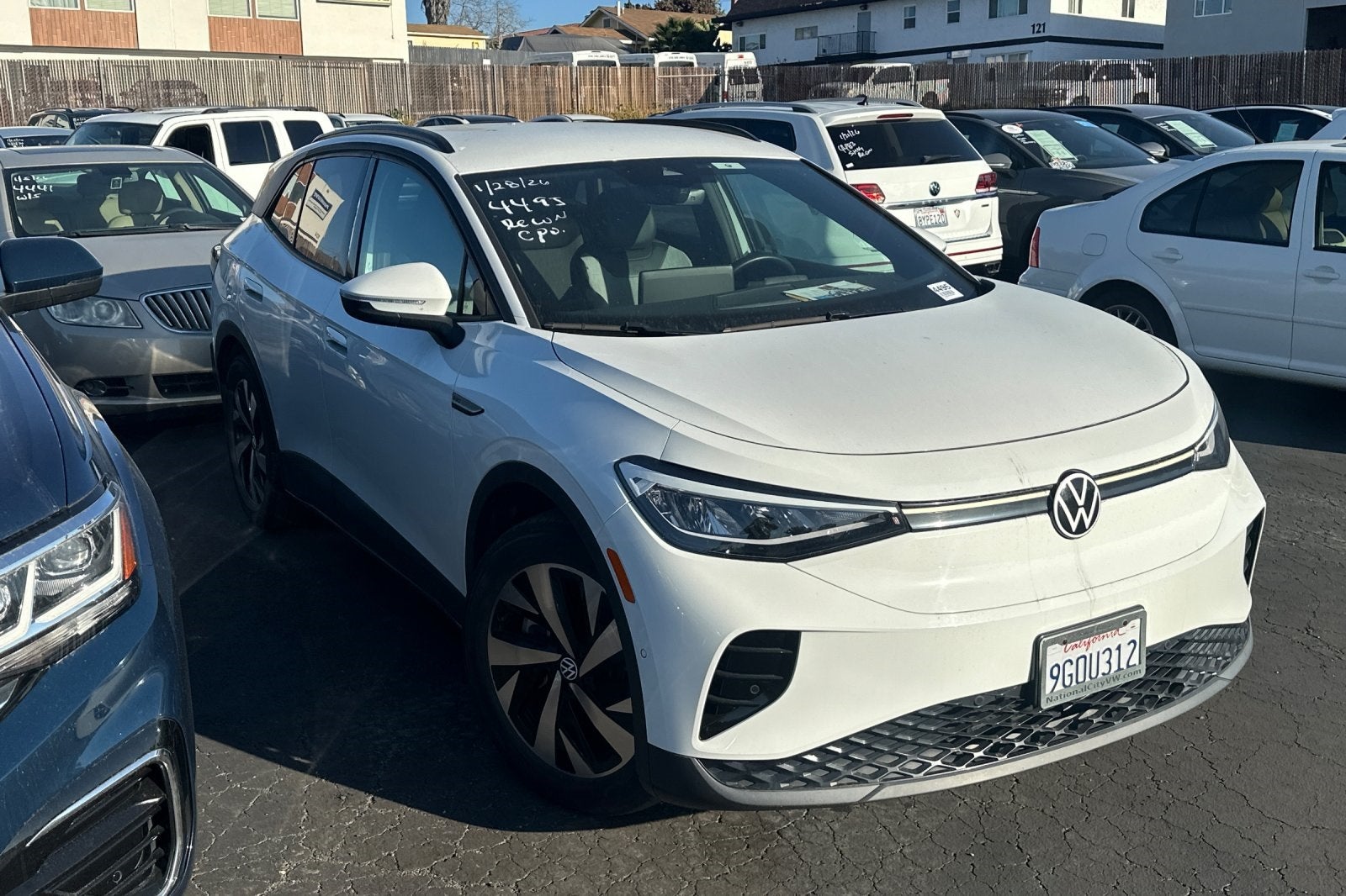 2023 Volkswagen ID.4 Pro