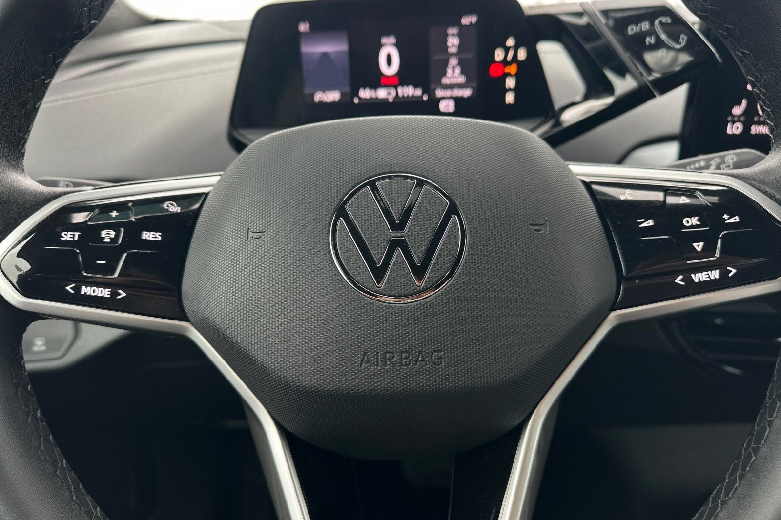 2023 Volkswagen ID.4 Pro