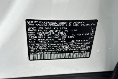 2023 Volkswagen ID.4 Pro