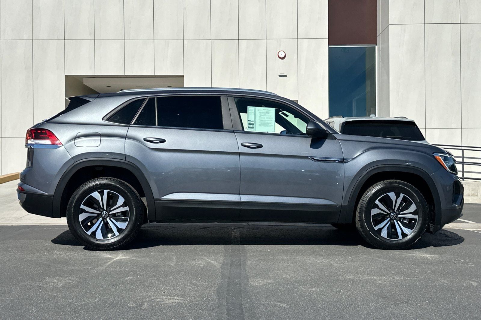 2024 Volkswagen Atlas Cross Sport 2.0T SE