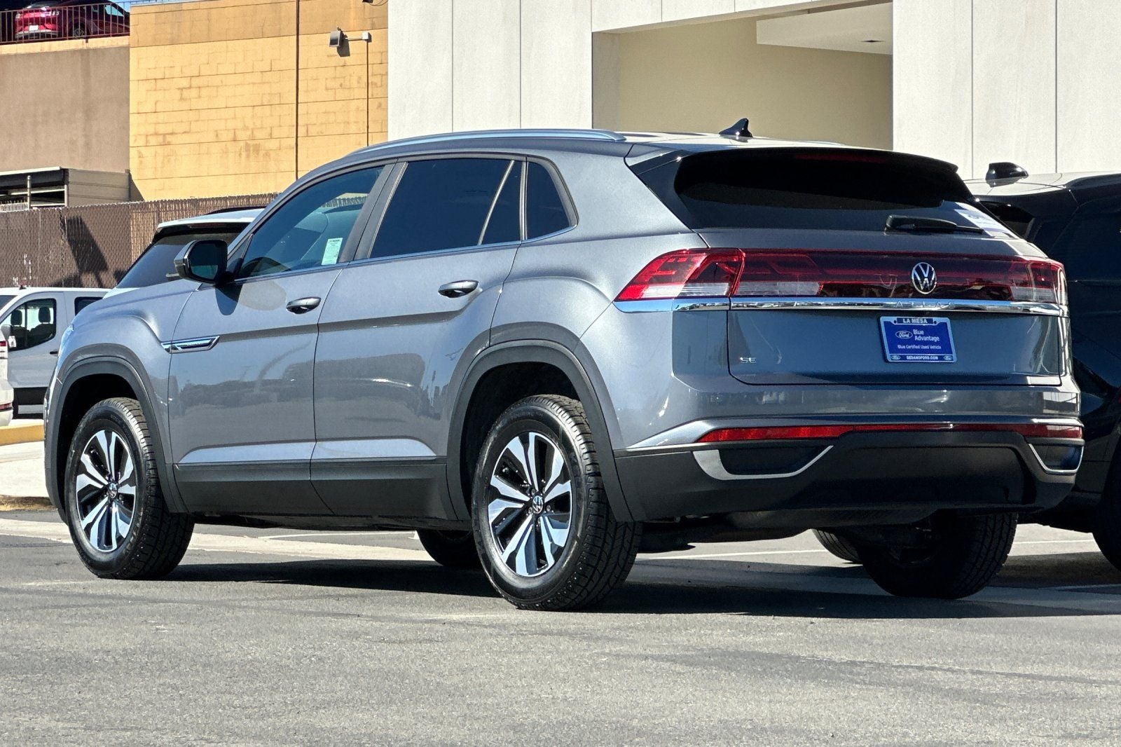 2024 Volkswagen Atlas Cross Sport 2.0T SE