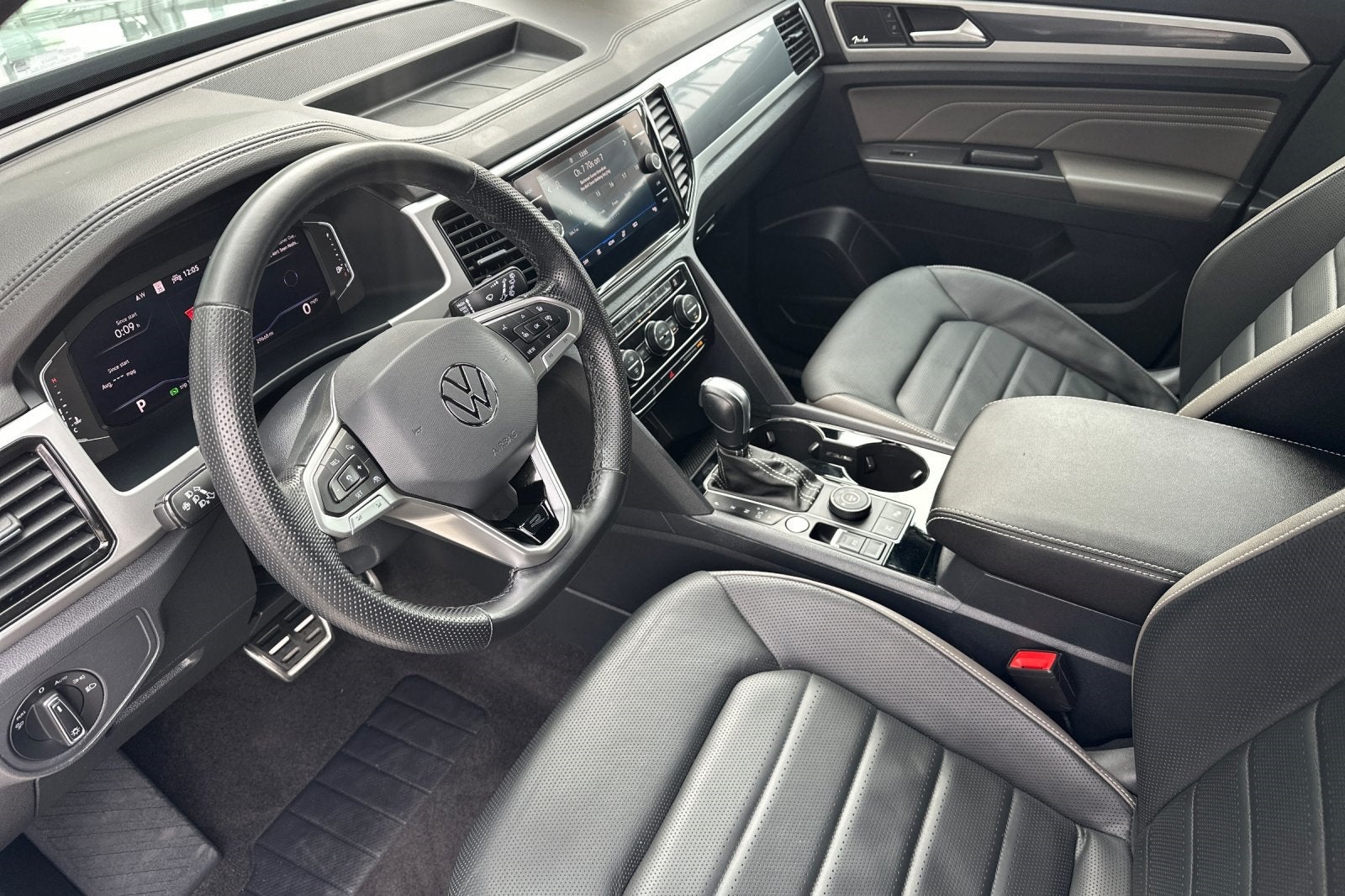 2023 Volkswagen Atlas Cross Sport 3.6L V6 SEL Premium R-Line