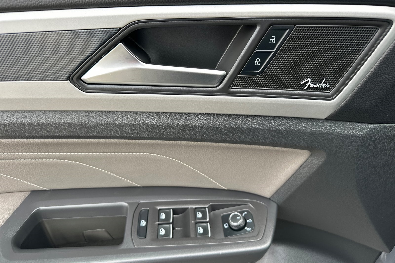 2023 Volkswagen Atlas Cross Sport 3.6L V6 SEL Premium R-Line