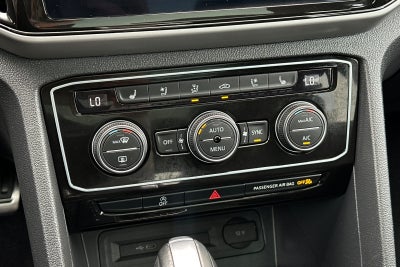 2023 Volkswagen Atlas Cross Sport 3.6L V6 SEL Premium R-Line