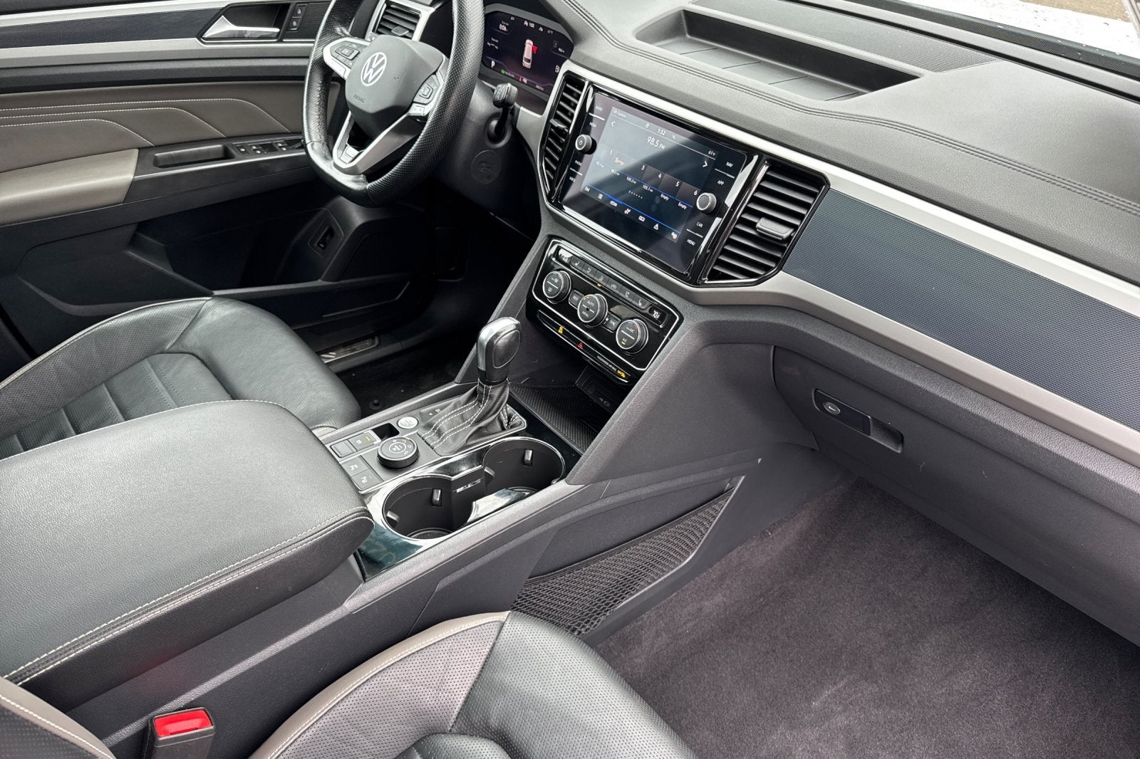 2023 Volkswagen Atlas 3.6L V6 SEL Premium R-Line