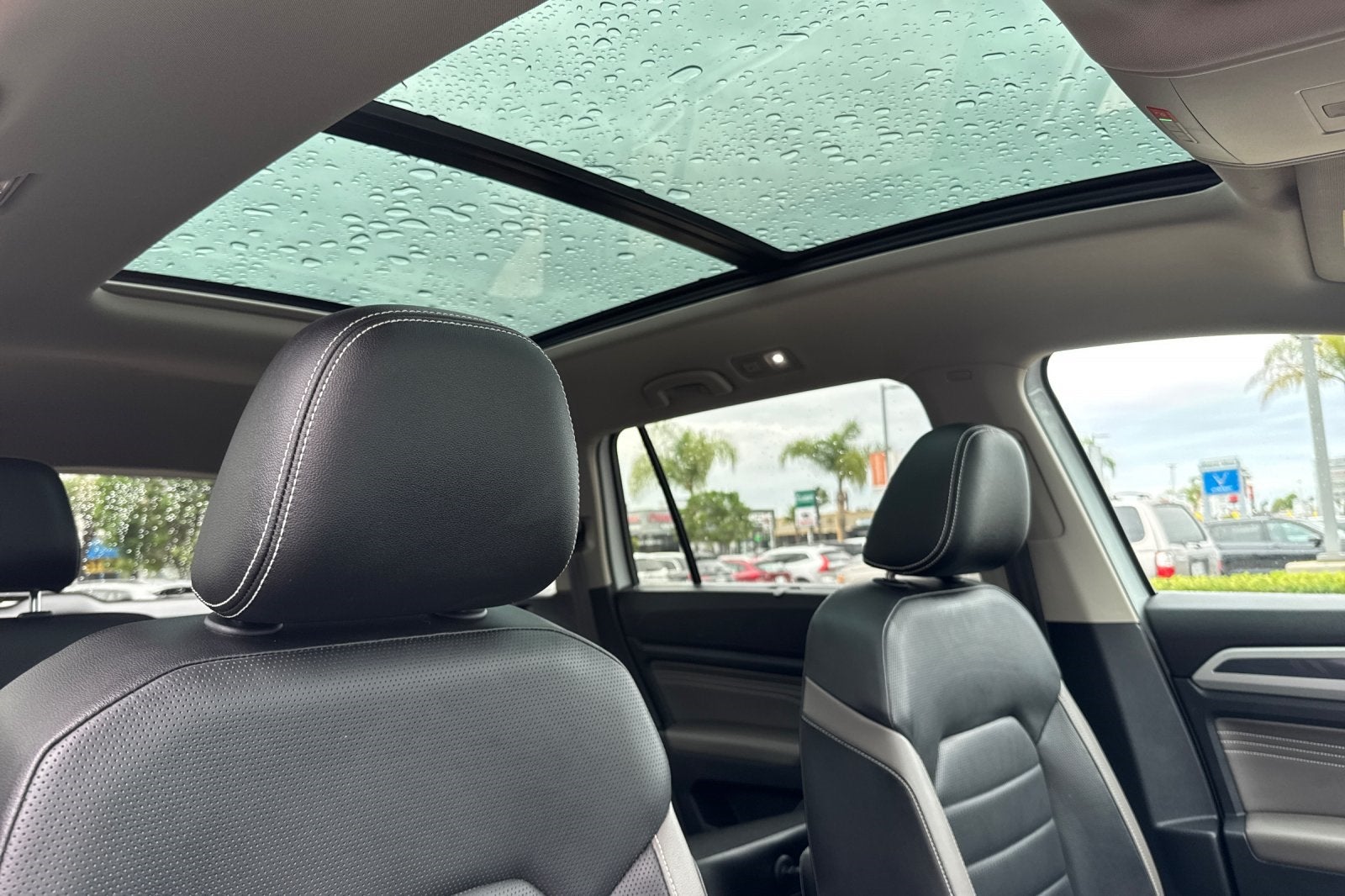 2023 Volkswagen Atlas 3.6L V6 SEL Premium R-Line