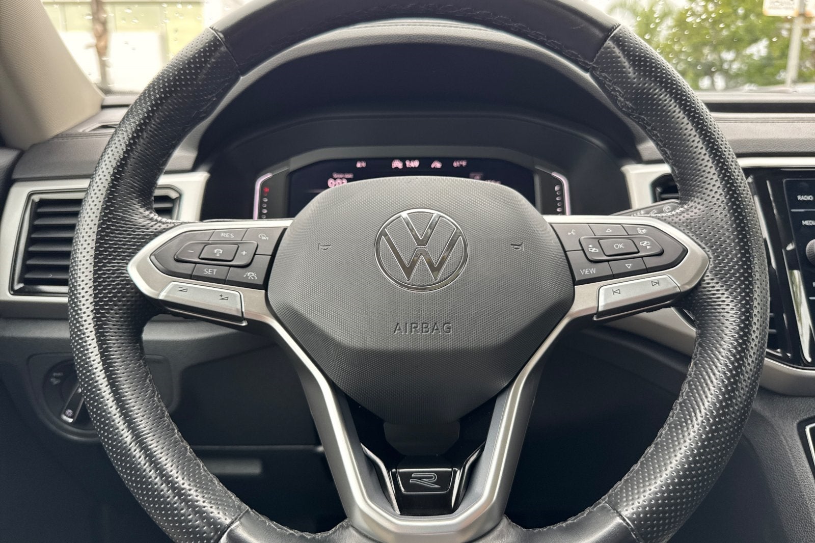 2023 Volkswagen Atlas 3.6L V6 SEL Premium R-Line