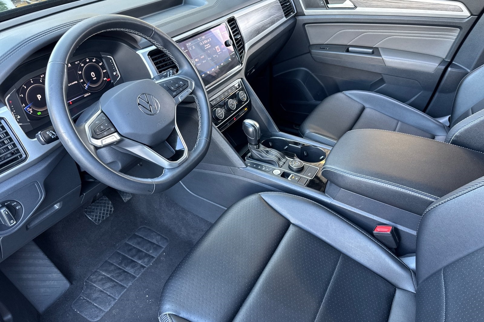 2022 Volkswagen Atlas Cross Sport 3.6L V6 SE w/Technology