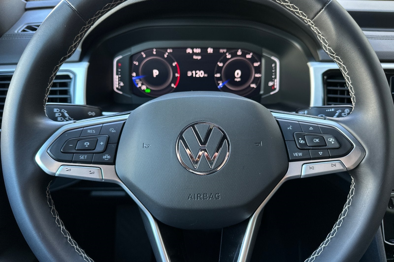 2022 Volkswagen Atlas Cross Sport 3.6L V6 SE w/Technology