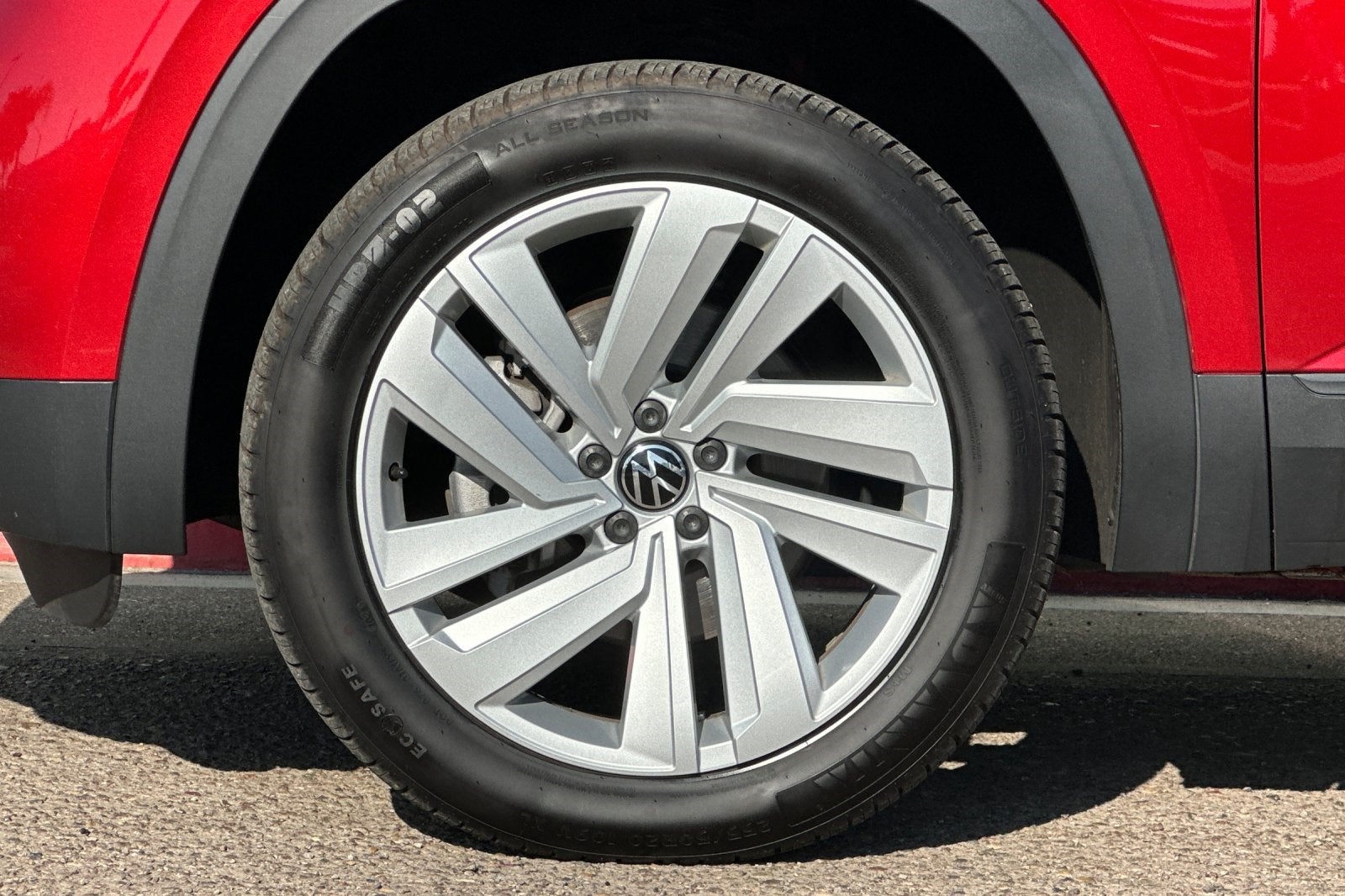 2022 Volkswagen Atlas Cross Sport 3.6L V6 SE w/Technology