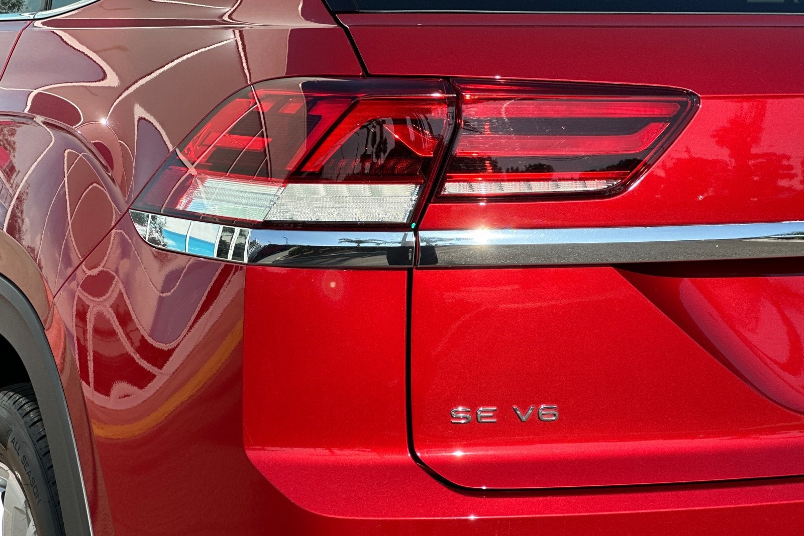 2022 Volkswagen Atlas Cross Sport 3.6L V6 SE w/Technology