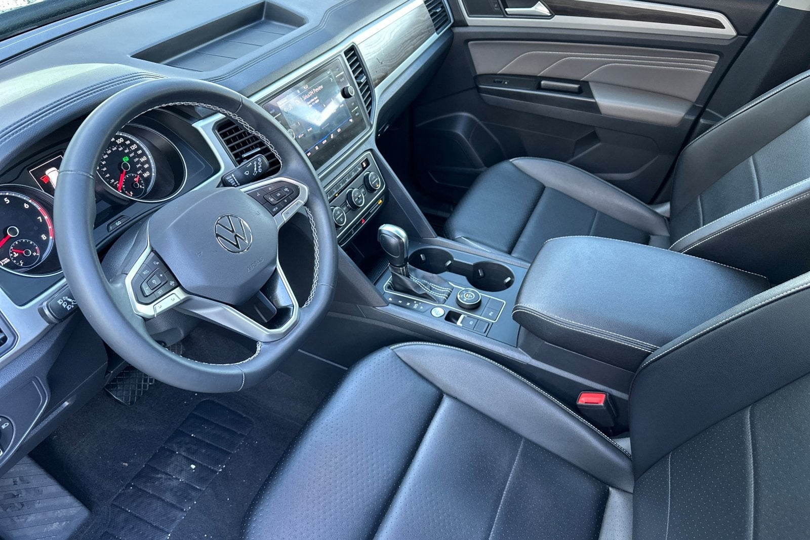 2021 Volkswagen Atlas 3.6L V6 SE w/Technology