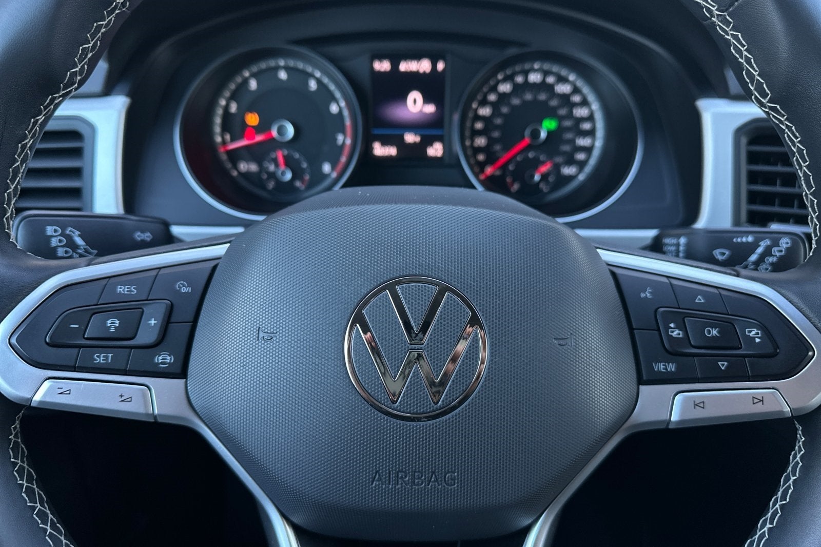 2021 Volkswagen Atlas 3.6L V6 SE w/Technology