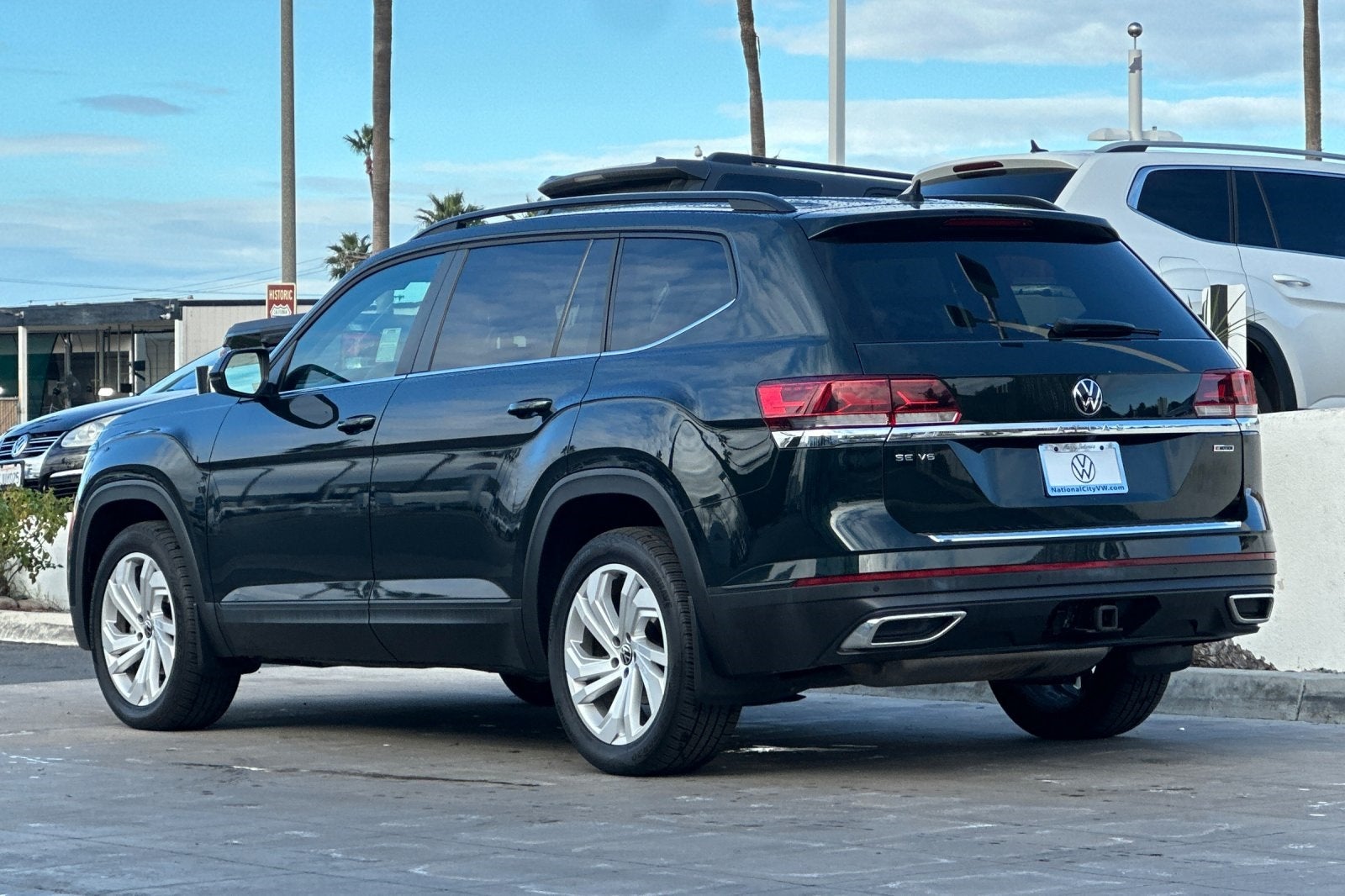 2021 Volkswagen Atlas 3.6L V6 SE w/Technology