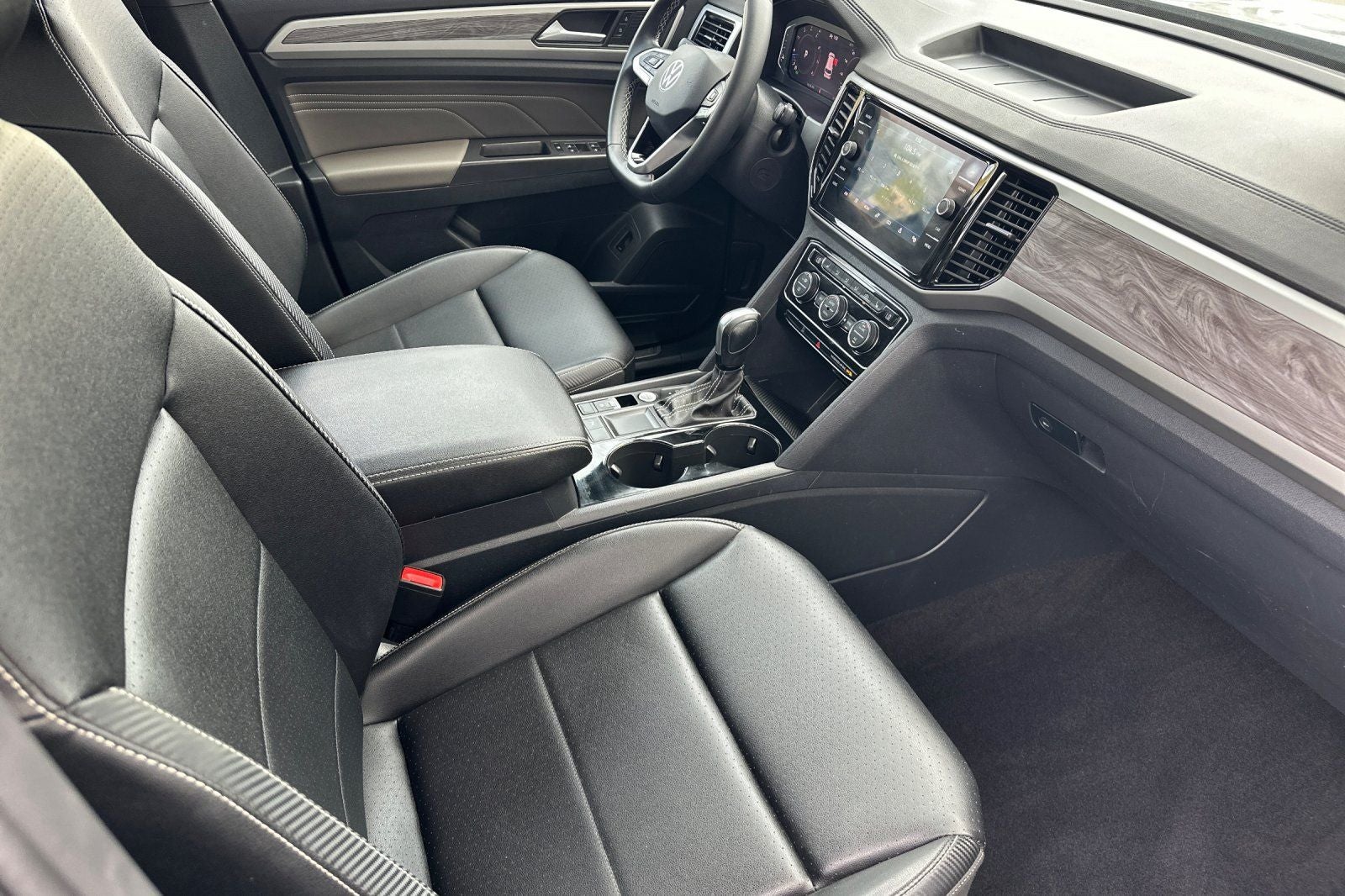 2023 Volkswagen Atlas Cross Sport 3.6L V6 SE w/Technology