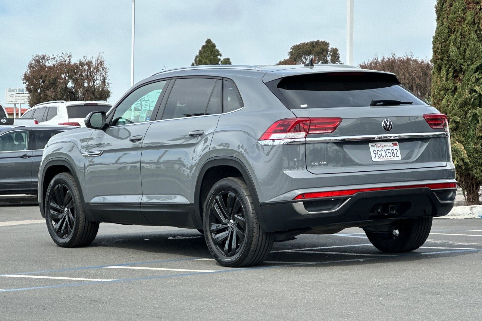 2023 Volkswagen Atlas Cross Sport 3.6L V6 SE w/Technology