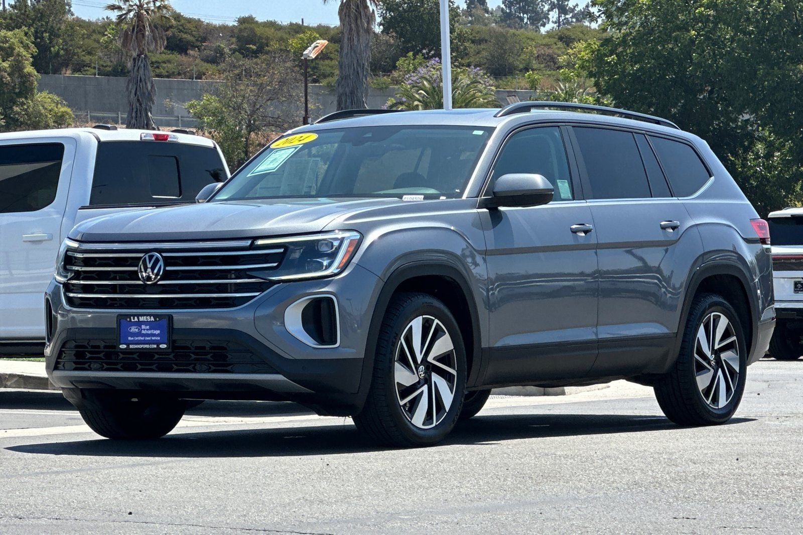 2024 Volkswagen Atlas 2.0T SE w/Technology