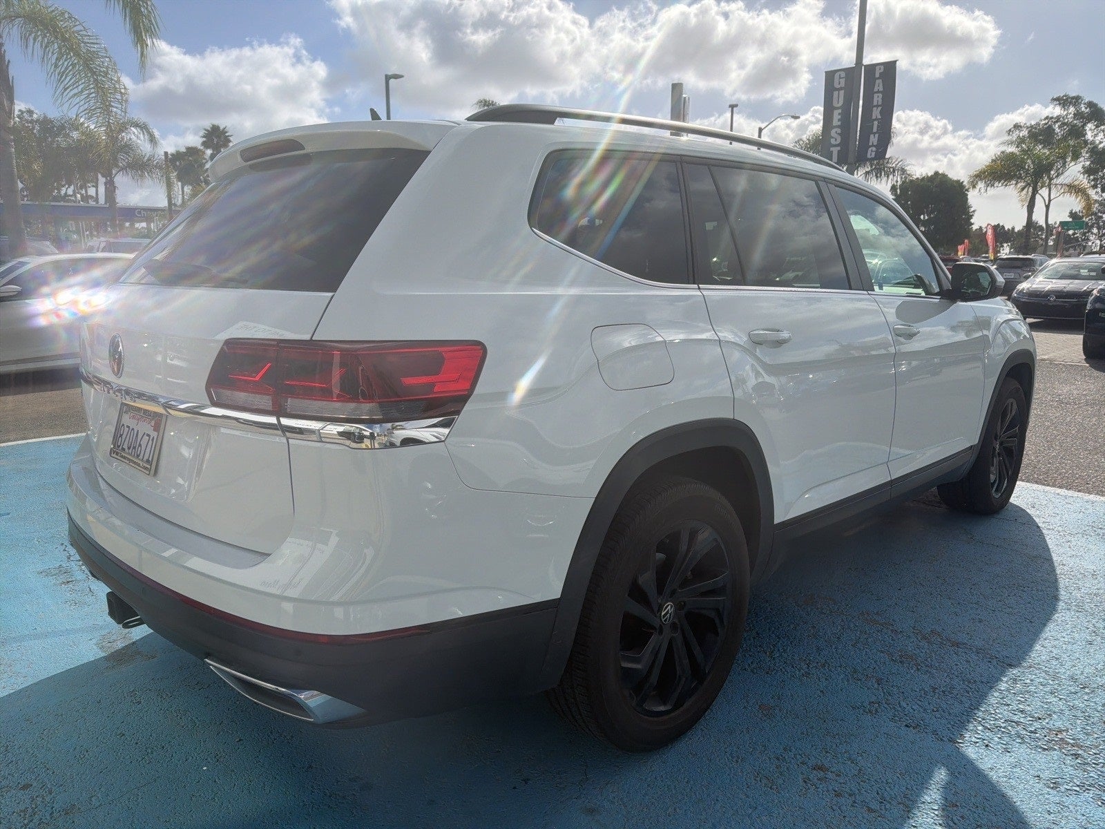 2022 Volkswagen Atlas 3.6L V6 SE w/Technology