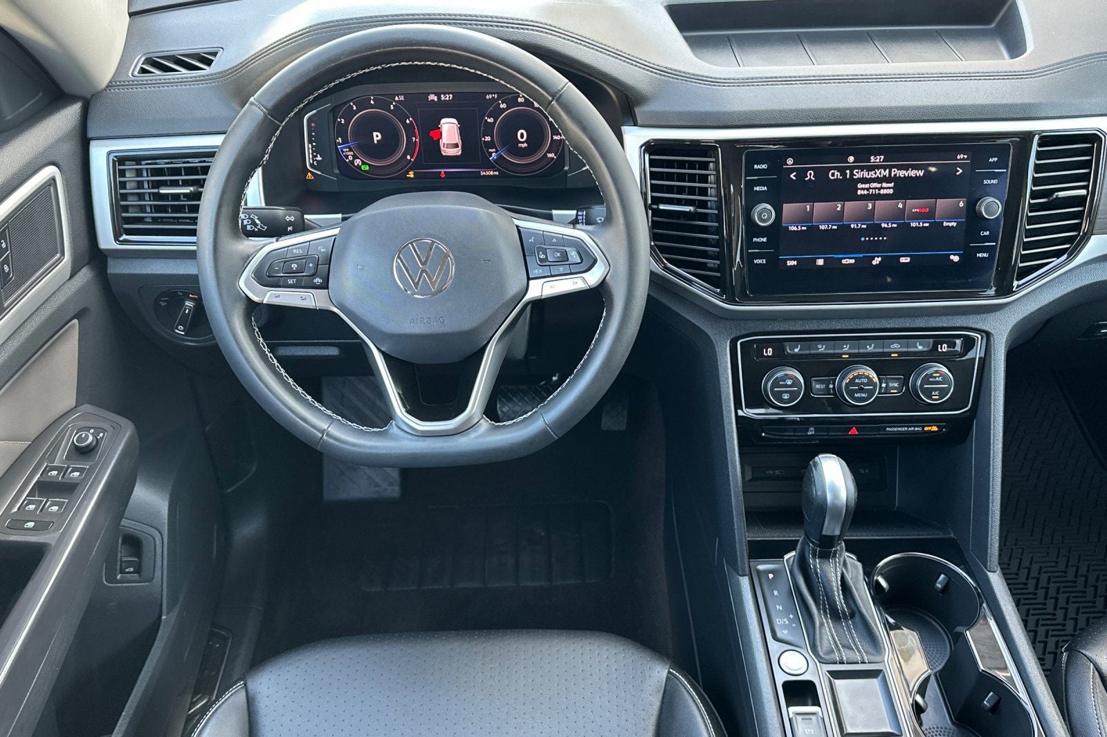 2022 Volkswagen Atlas 3.6L V6 SE w/Technology
