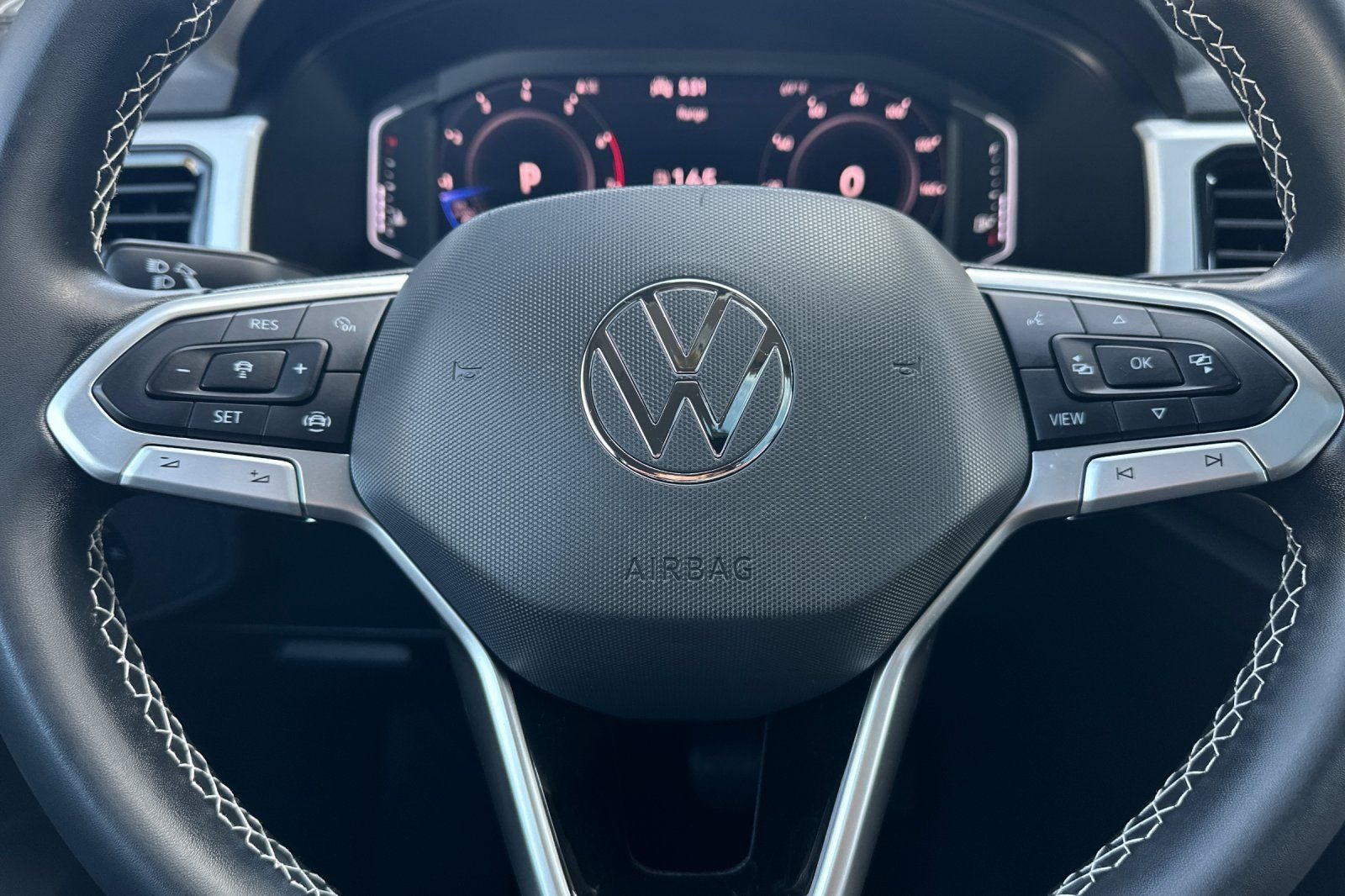 2022 Volkswagen Atlas 3.6L V6 SE w/Technology