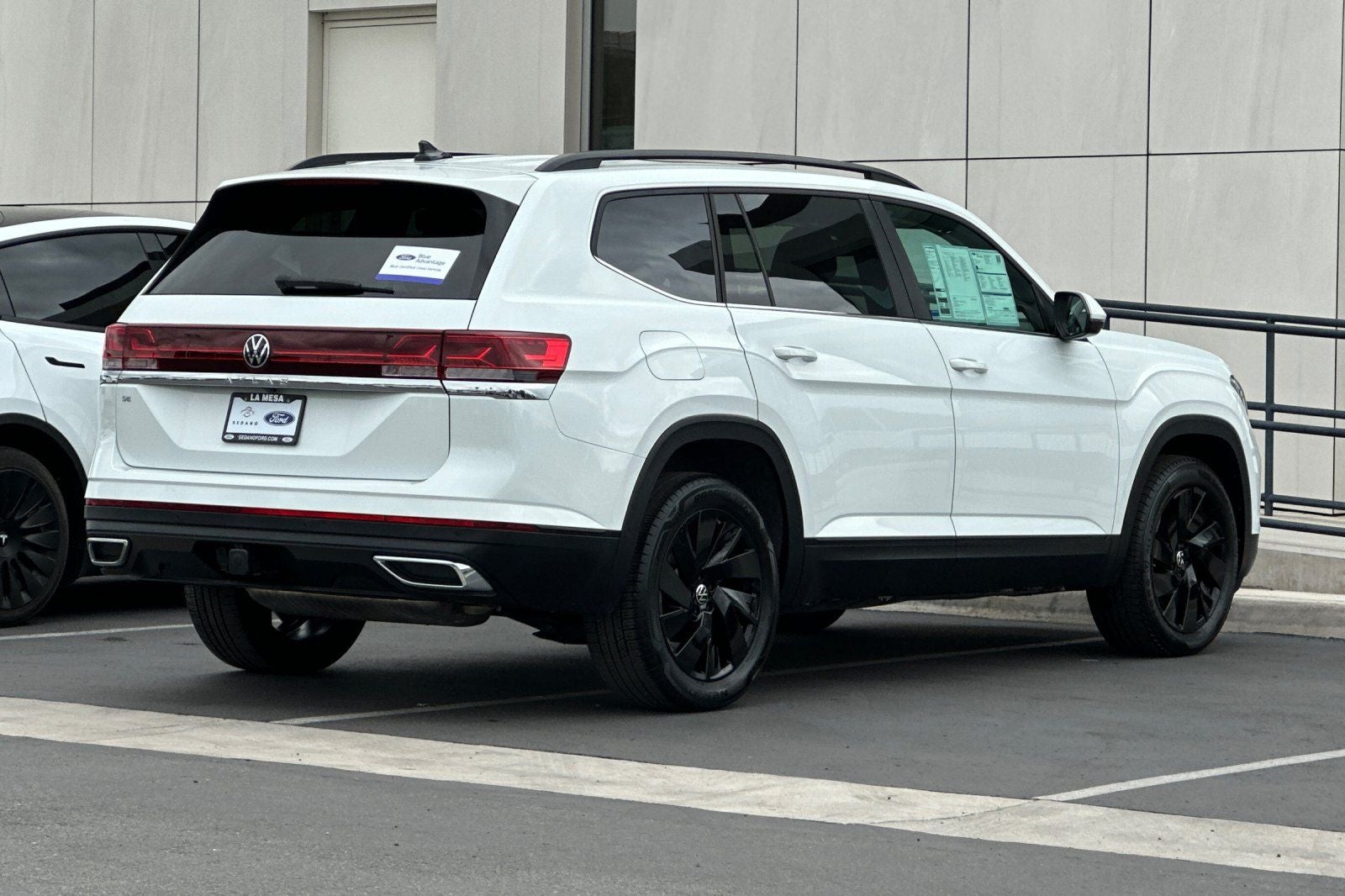 2024 Volkswagen Atlas 2.0T SE w/Technology