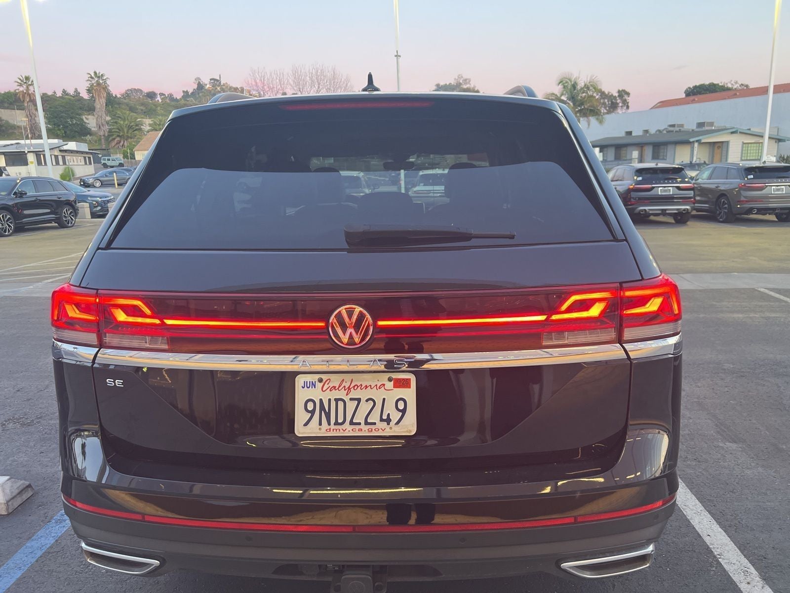 2024 Volkswagen Atlas 2.0T SE w/Technology