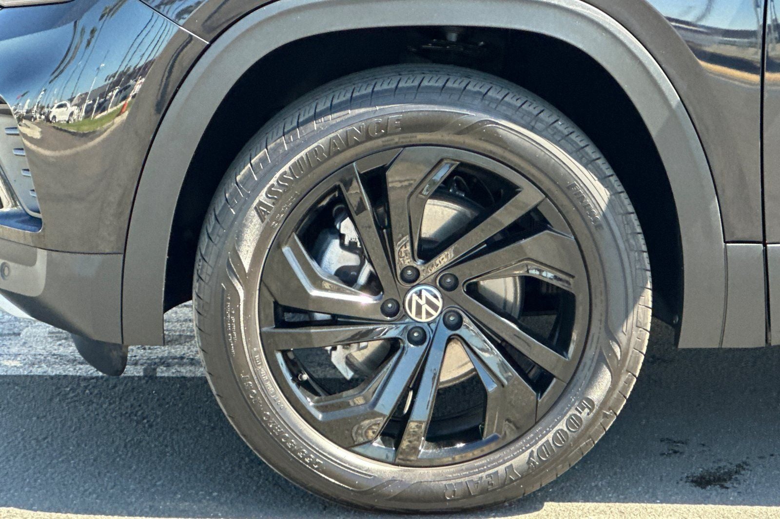 2022 Volkswagen Atlas 3.6L V6 SE w/Technology