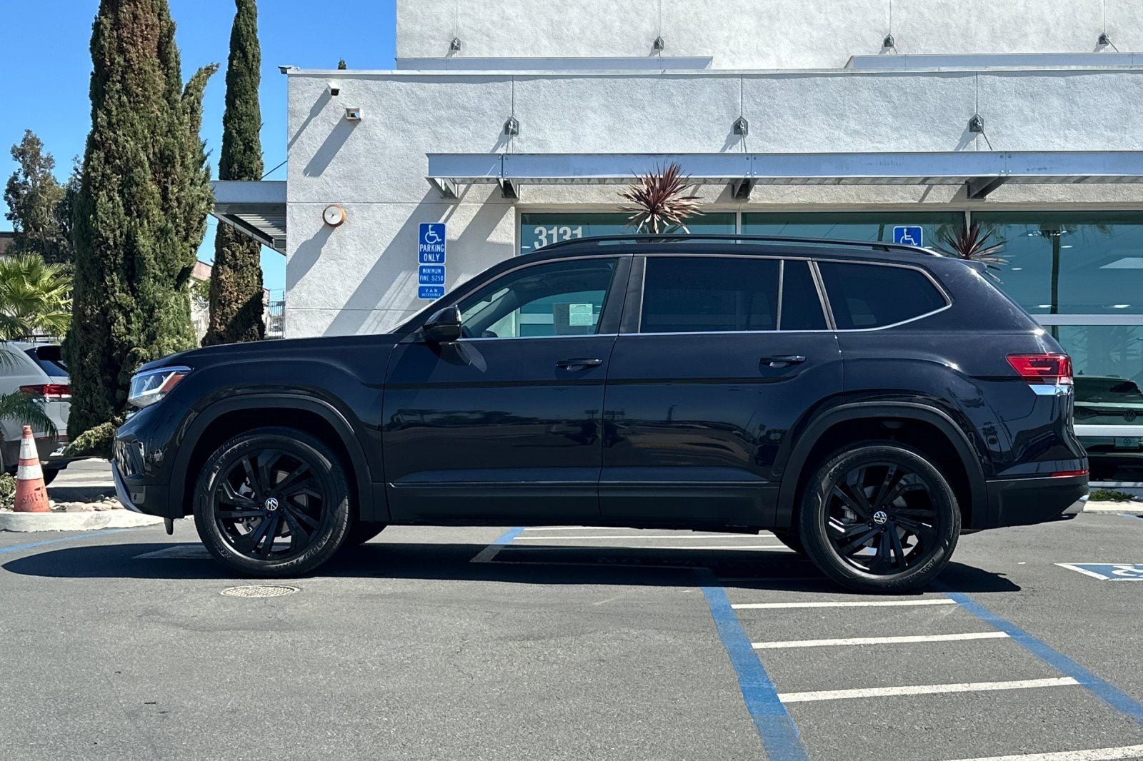 2022 Volkswagen Atlas 3.6L V6 SE w/Technology