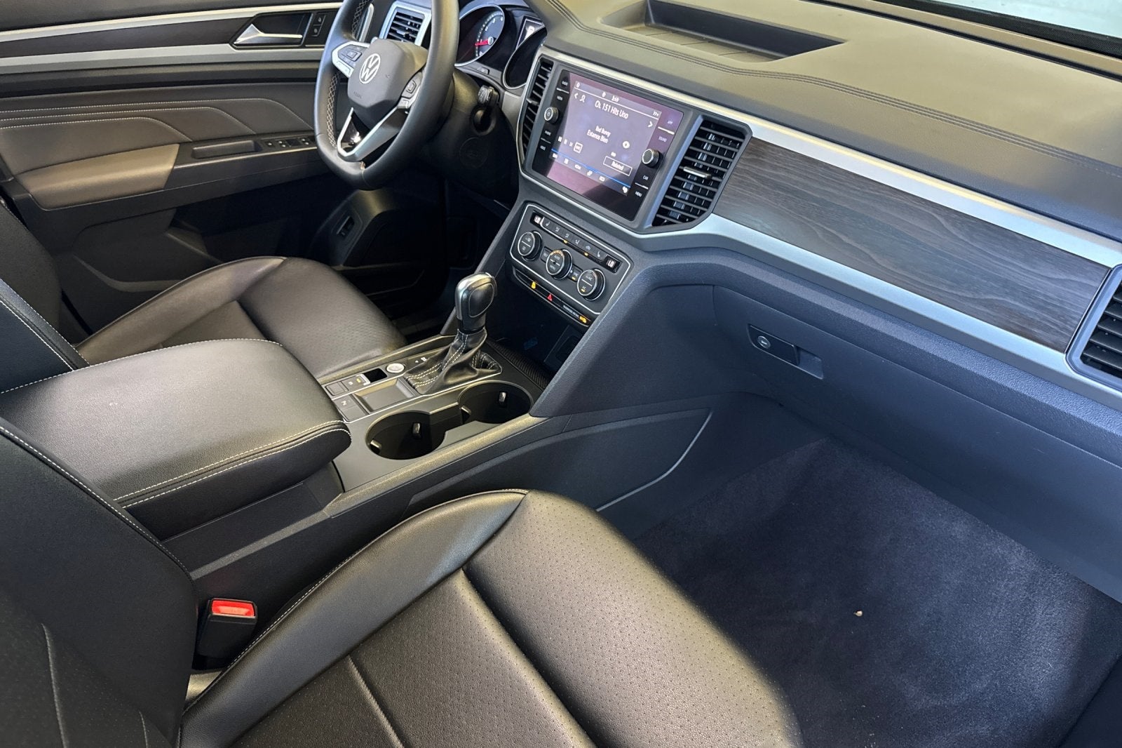 2021 Volkswagen Atlas 3.6L V6 SE w/Technology