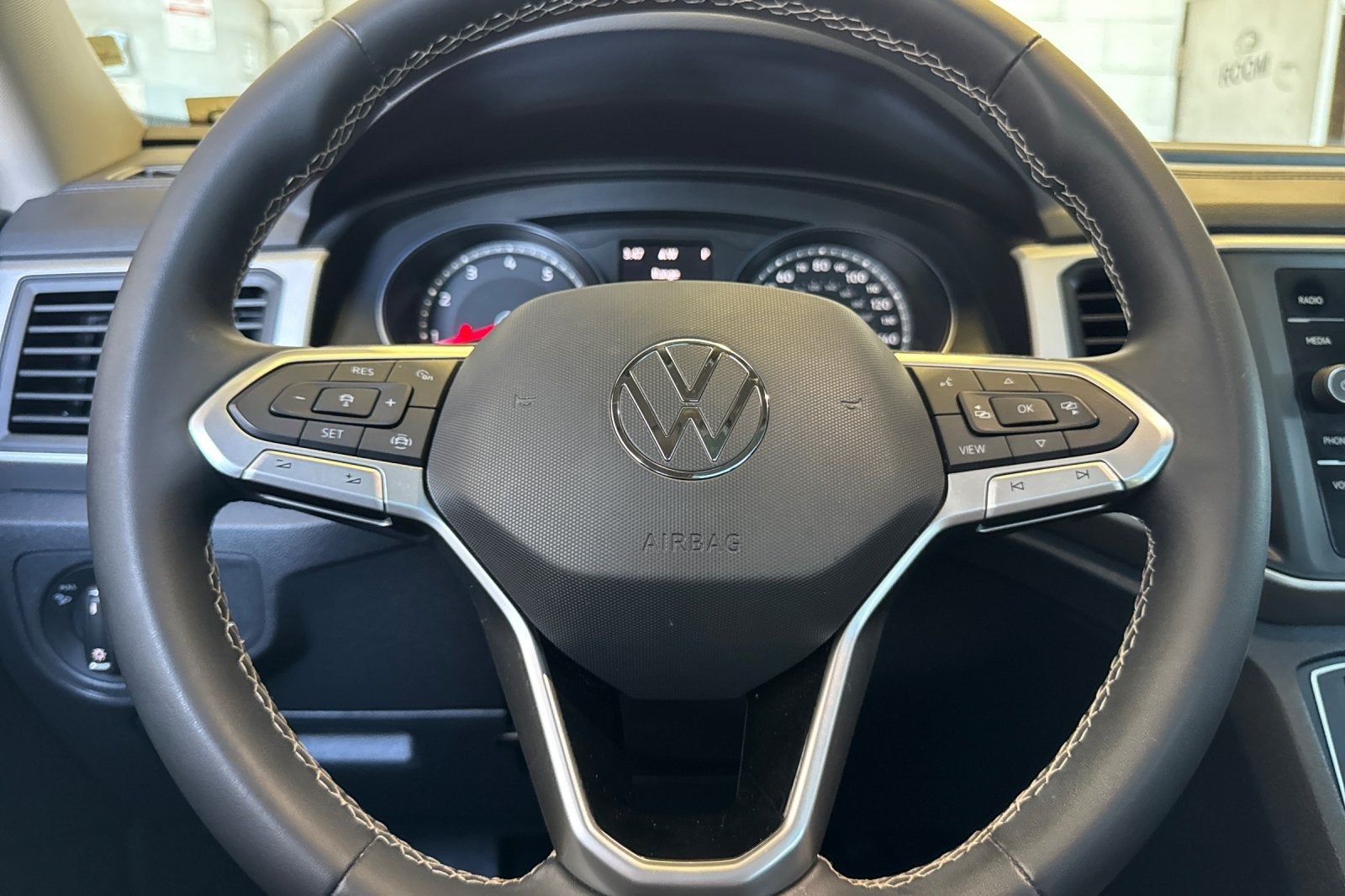 2021 Volkswagen Atlas 3.6L V6 SE w/Technology