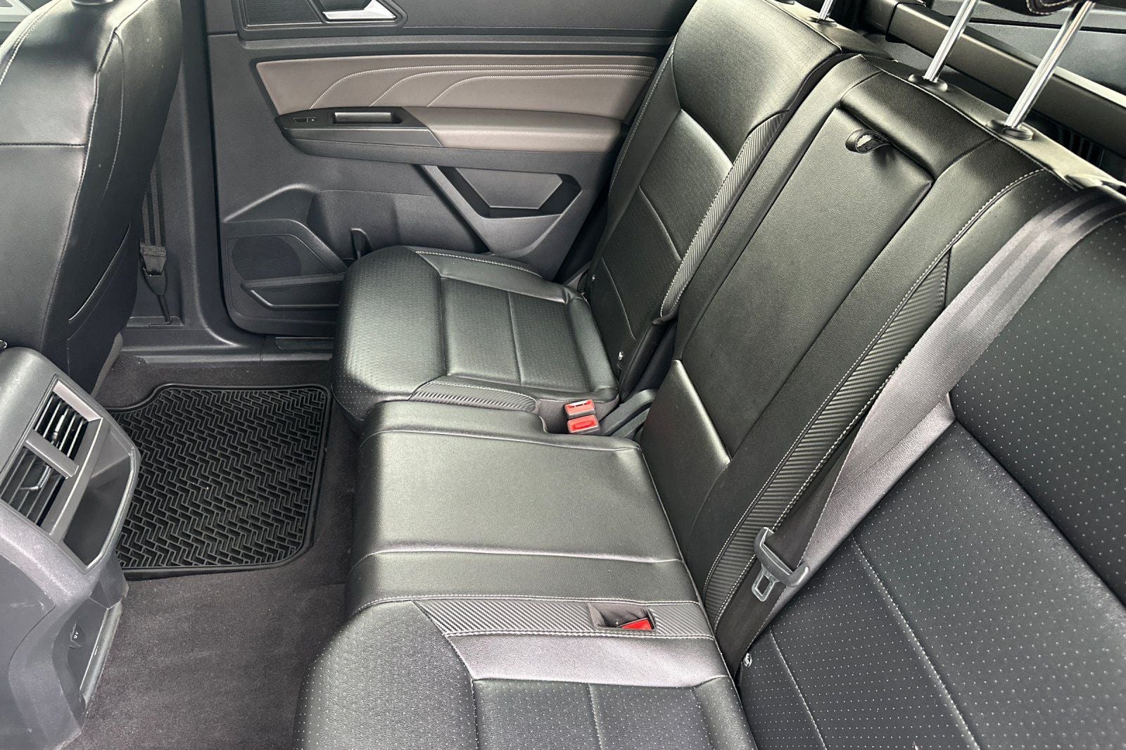 2022 Volkswagen Atlas Cross Sport 2.0T SE