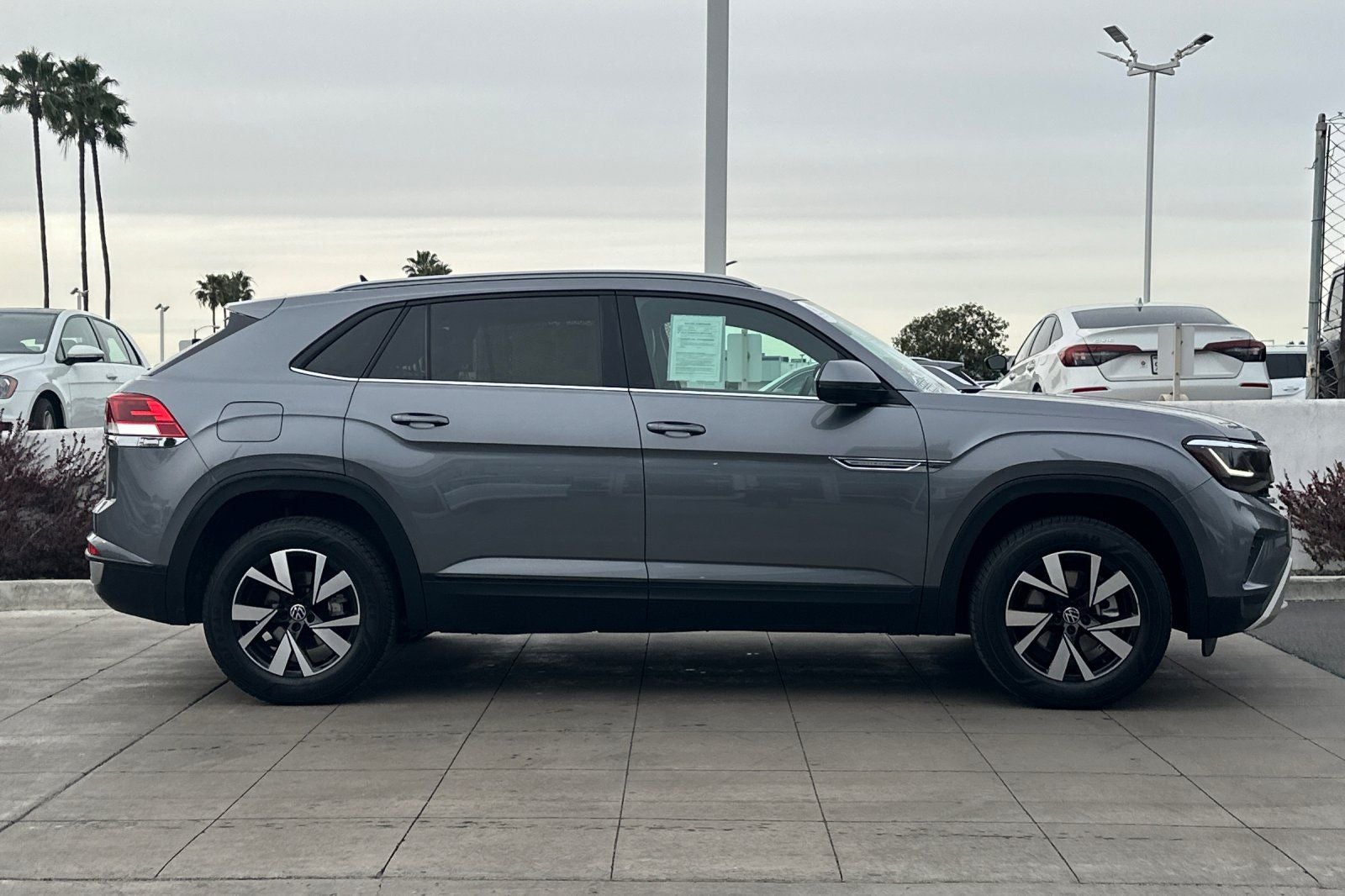 2022 Volkswagen Atlas Cross Sport 2.0T SE