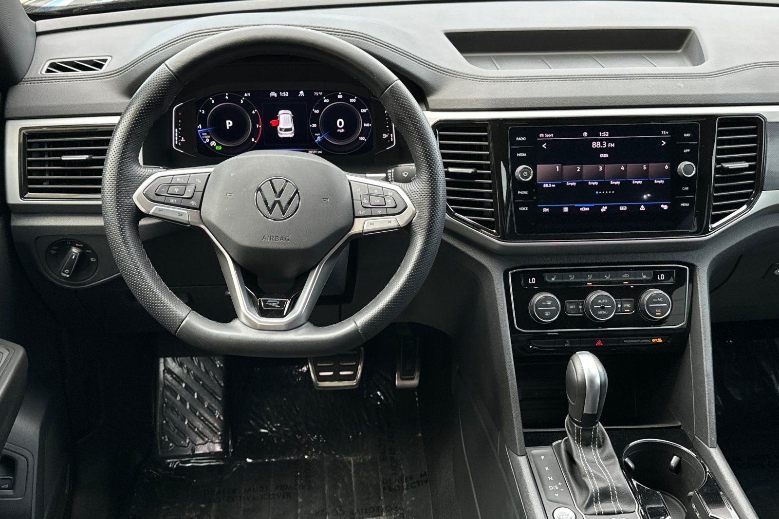 2023 Volkswagen Atlas Cross Sport 2.0T SEL R-Line