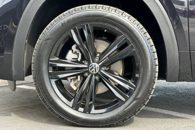 2023 Volkswagen Atlas Cross Sport 2.0T SEL R-Line