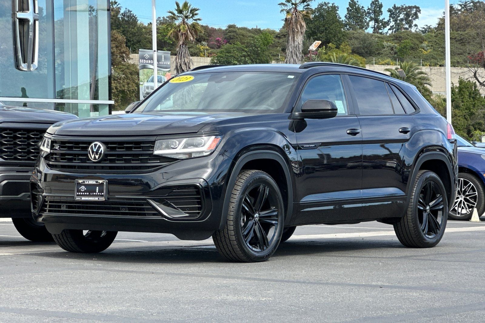 2023 Volkswagen Atlas Cross Sport 2.0T SEL R-Line