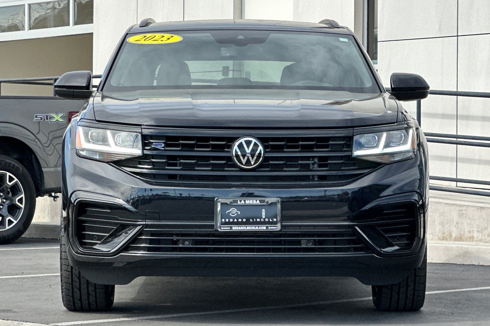 2023 Volkswagen Atlas Cross Sport 2.0T SEL R-Line