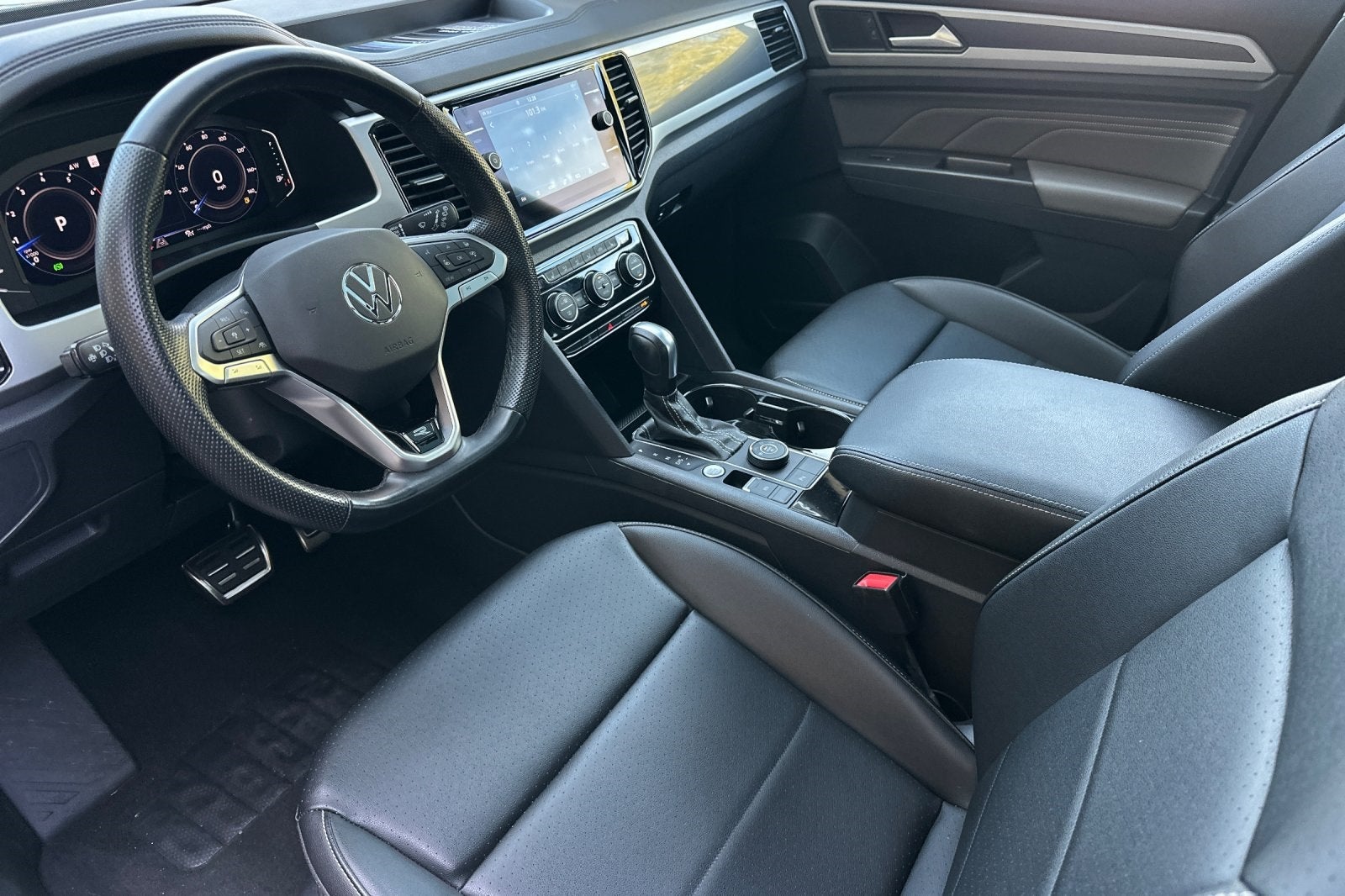 2023 Volkswagen Atlas 3.6L V6 SEL R-Line