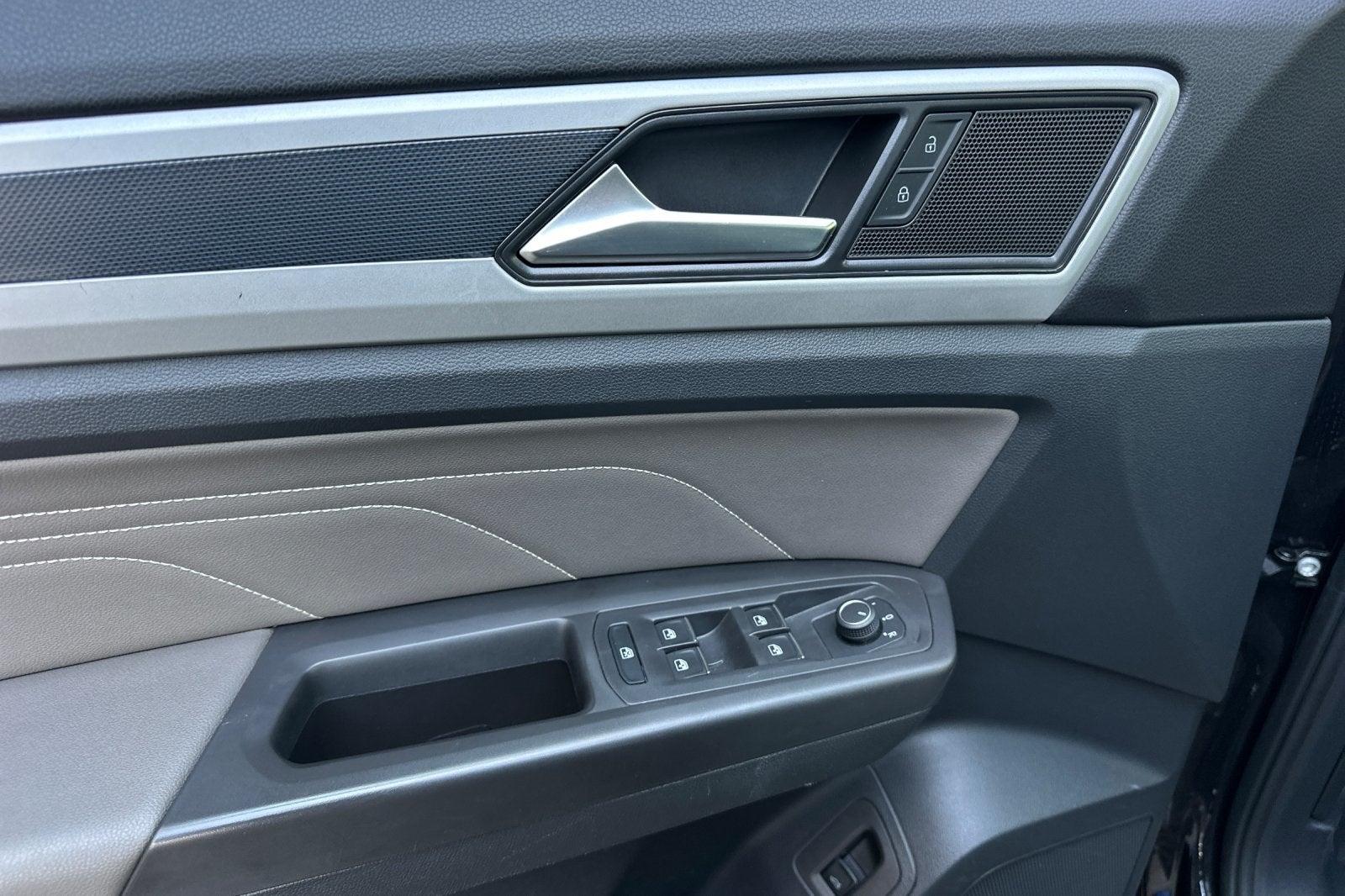 2023 Volkswagen Atlas 3.6L V6 SEL R-Line