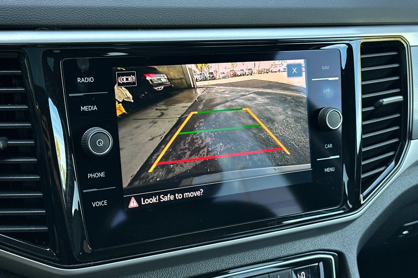 2023 Volkswagen Atlas 3.6L V6 SEL R-Line