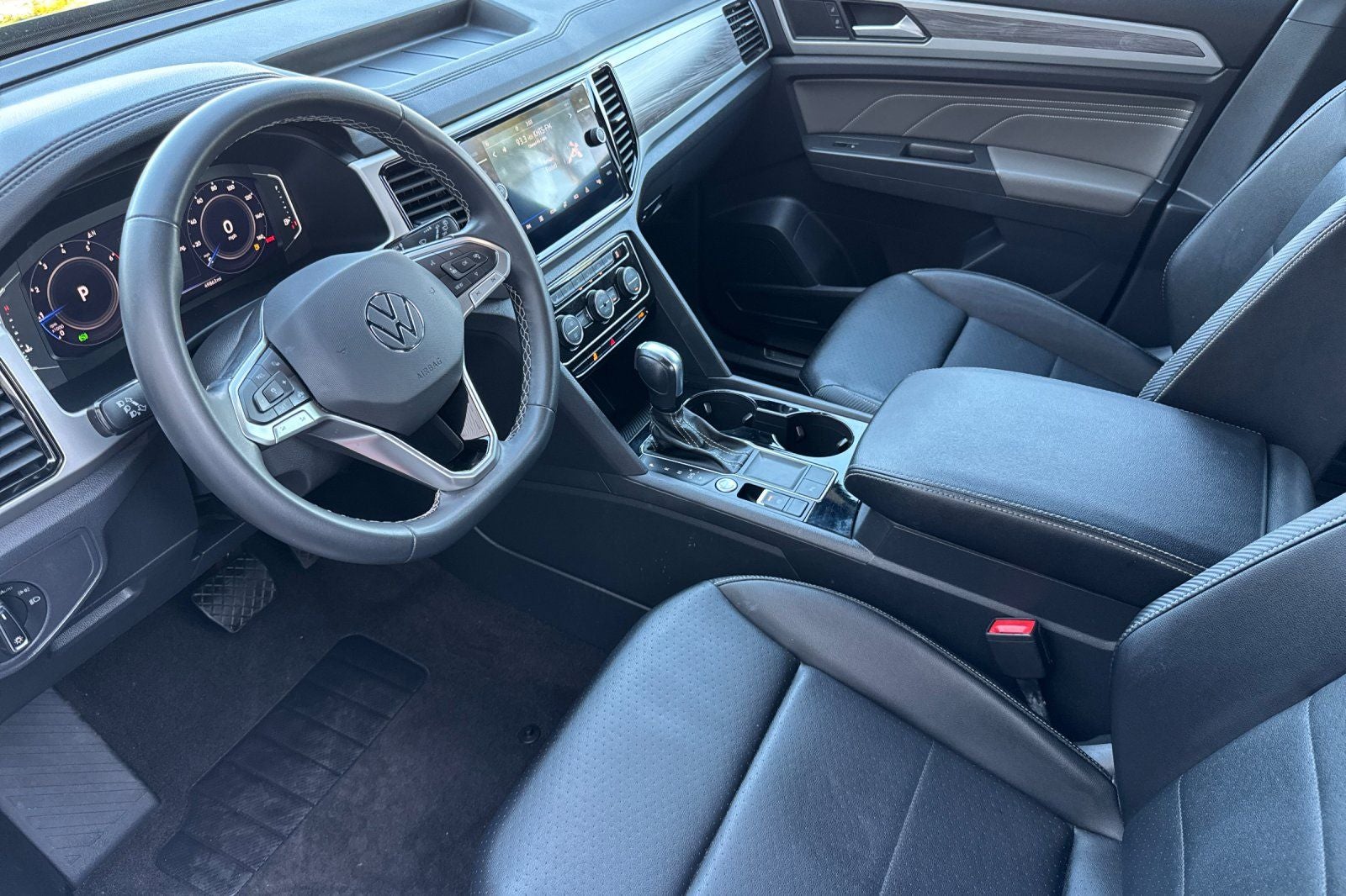 2023 Volkswagen Atlas Cross Sport 3.6L V6 SE w/Technology