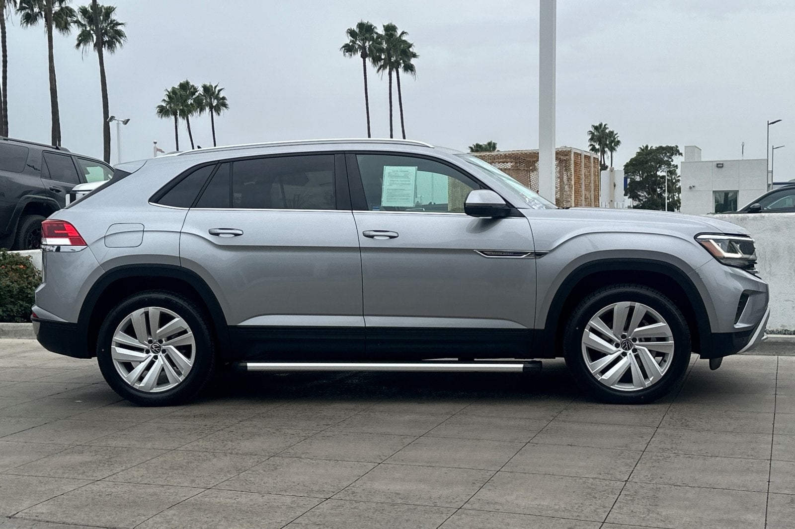 2023 Volkswagen Atlas Cross Sport 3.6L V6 SE w/Technology