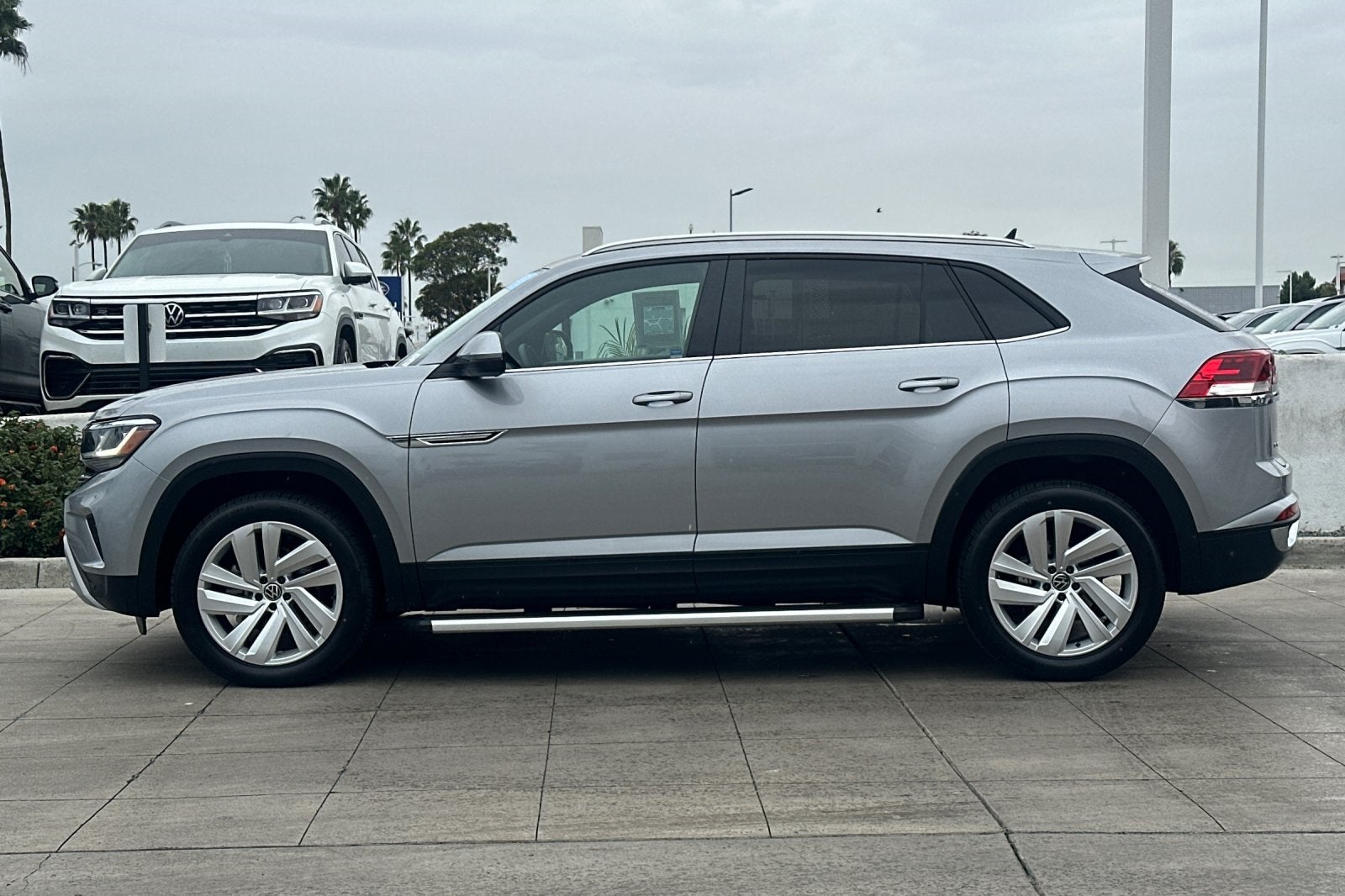 2023 Volkswagen Atlas Cross Sport 3.6L V6 SE w/Technology